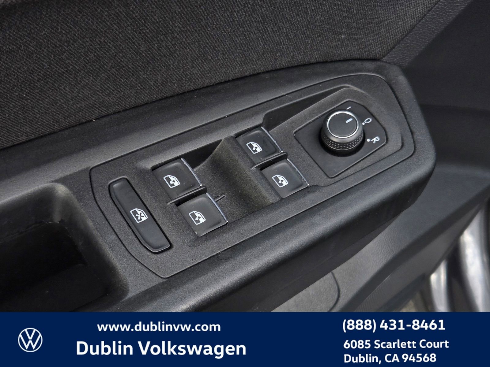 Used 2018 Volkswagen Atlas S image 11