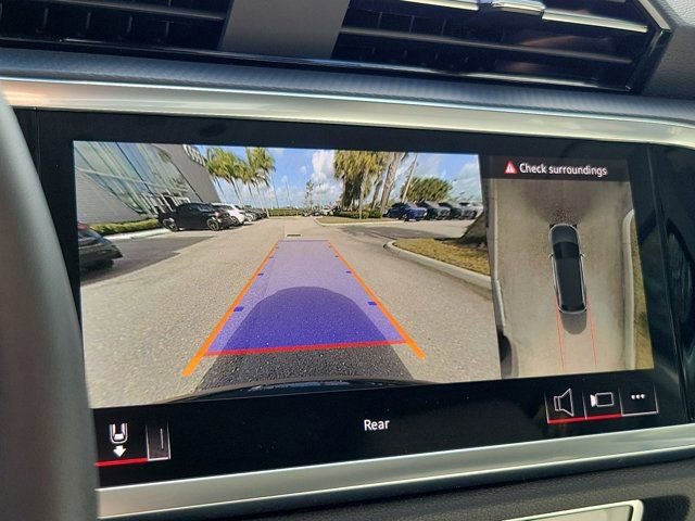 Certified 2025 Audi Q3 2.0T Premium Plus w/ Premium Plus Package image 29