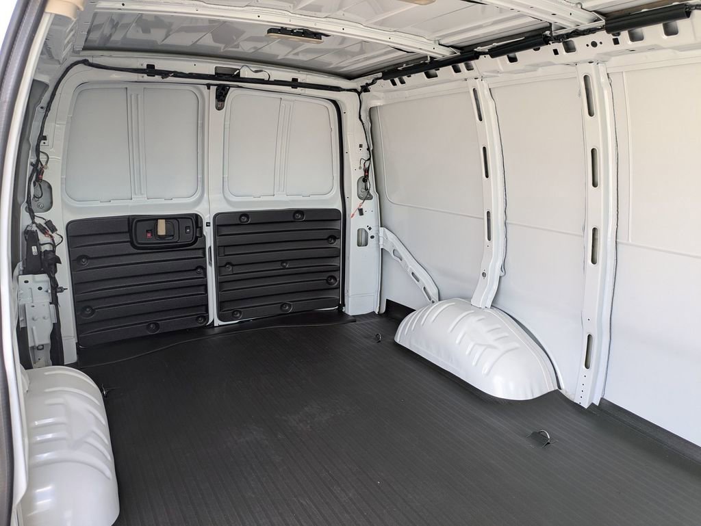 New 2025 Chevrolet Express 2500 w/ Communications Package image 26