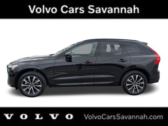 Certified 2025 Volvo XC60 B5 Core image 9
