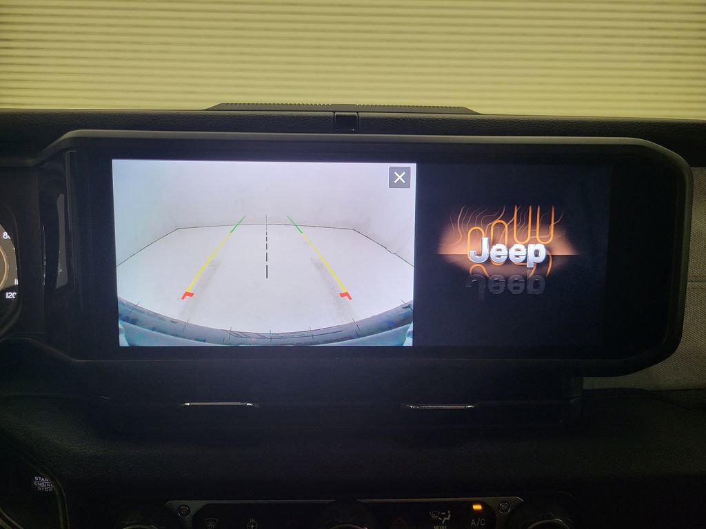 Used 2025 Jeep Wrangler Sport S image 10