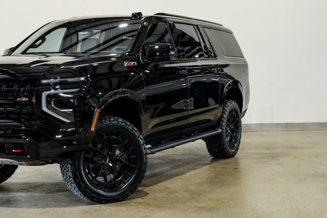 Used 2026 Chevrolet Suburban Z71 w/ Comfort Package AWD/4WD image 19