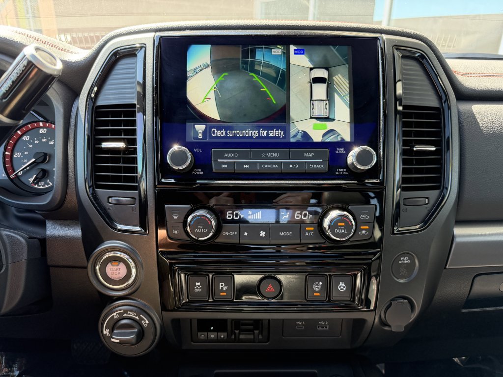 Used 2024 Nissan Titan PRO-4X w/ Pro-4x Convenience Package image 26