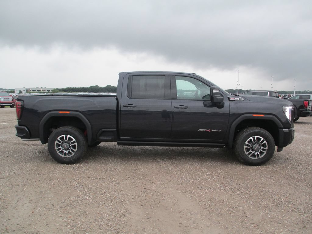 New 2026 GMC Sierra 2500 AT4 w/ AT4 Premium Plus Package AWD/4WD image 3