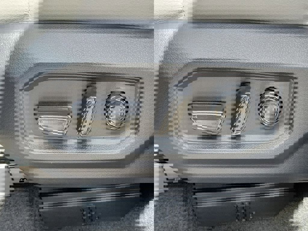 New 2026 Toyota Tundra Limited image 17