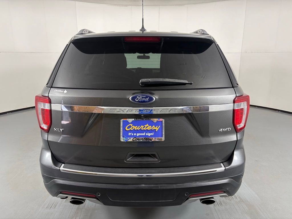 Used 2018 Ford Explorer XLT w/ Equipment Group 201A AWD/4WD image 7