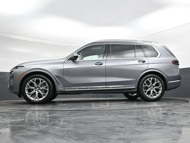 Used 2024 BMW X7 xDrive40i AWD/4WD image 37