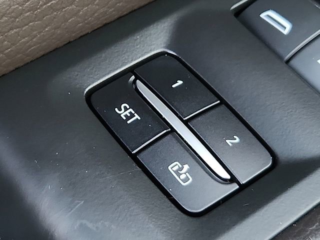 Certified 2022 GMC Yukon Denali image 25