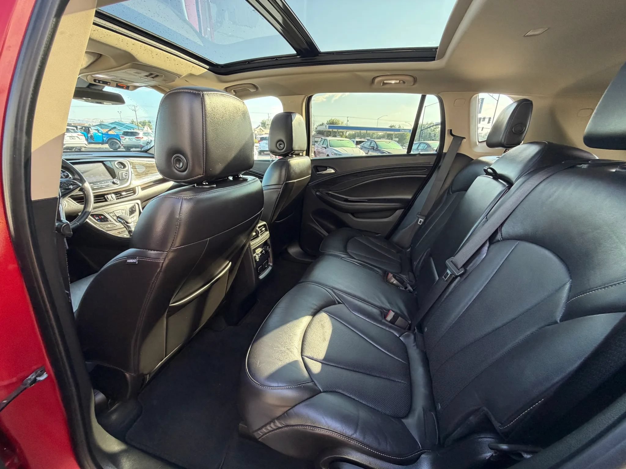 Used 2018 Buick Envision Essence AWD/4WD image 19