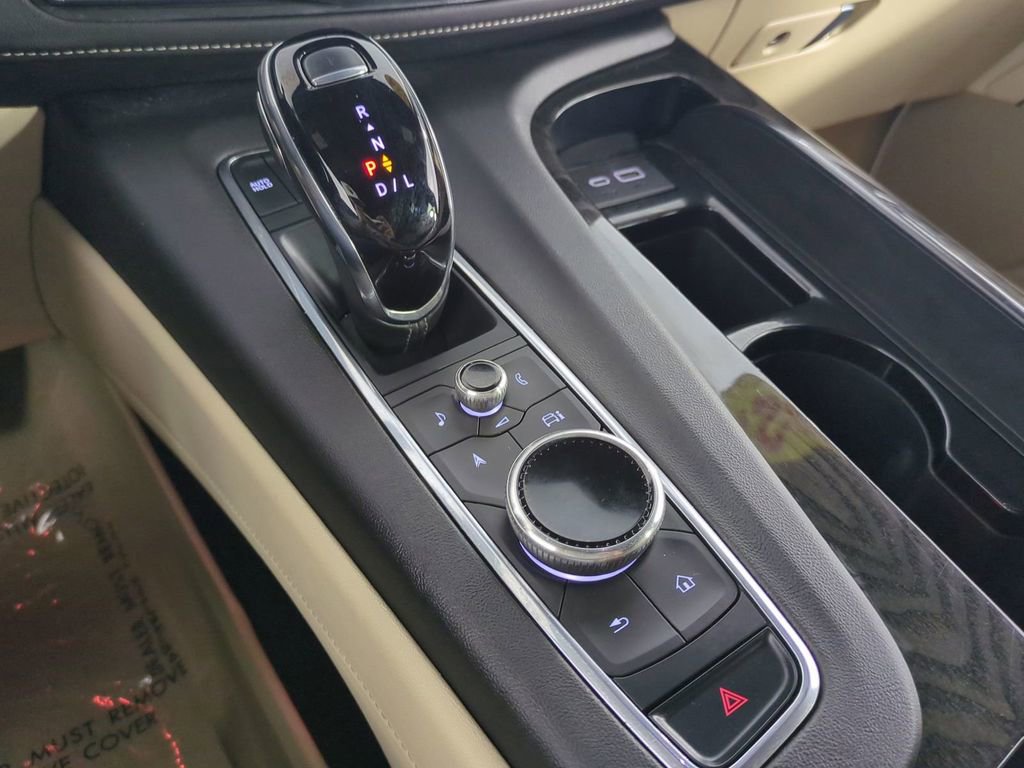 Used 2024 Cadillac Escalade Premium Luxury image 23