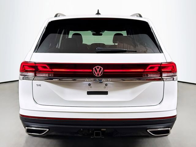 Used 2025 Volkswagen Atlas SE FWD image 5