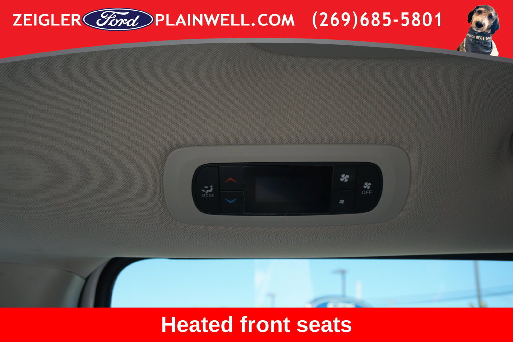 Used 2023 Chrysler Voyager LX FWD image 14