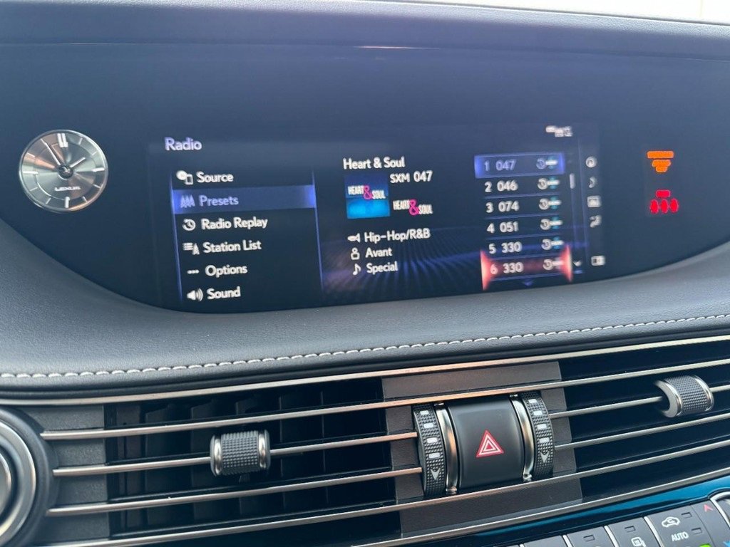 Used 2018 Lexus LS 500 AWD image 21