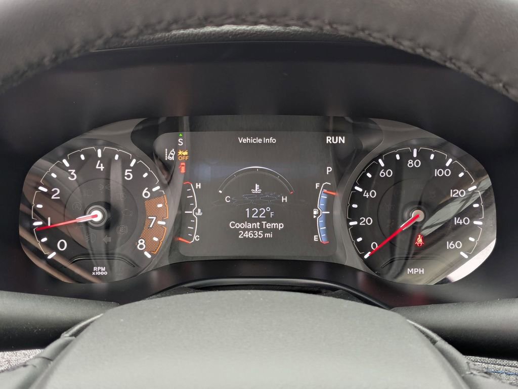 Used 2025 Jeep Compass Latitude image 20