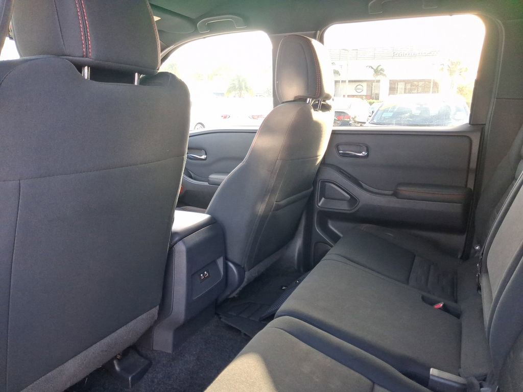 Used 2023 Nissan Frontier Pro-X w/ Technology Package image 8