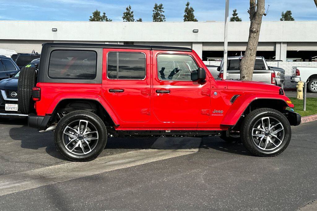 New 2024 Jeep Wrangler Unlimited w/ Convenience Group AWD/4WD image 3