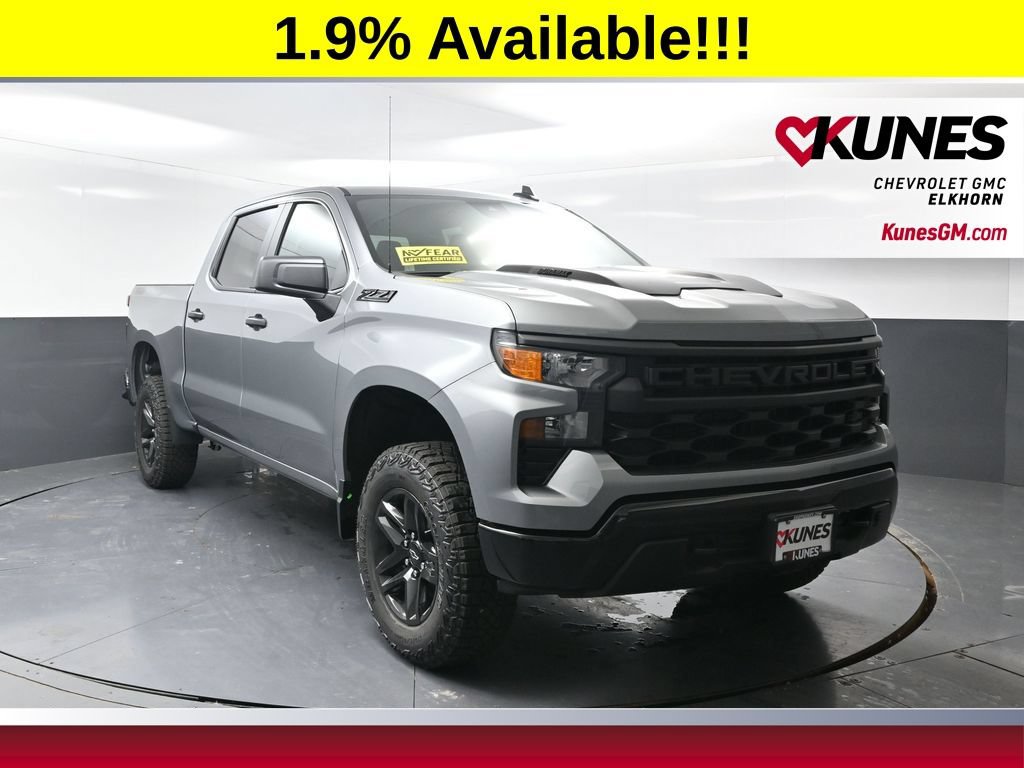 New 2026 Chevrolet Silverado 1500 Custom Trail Boss w/ Dark Appearance Package