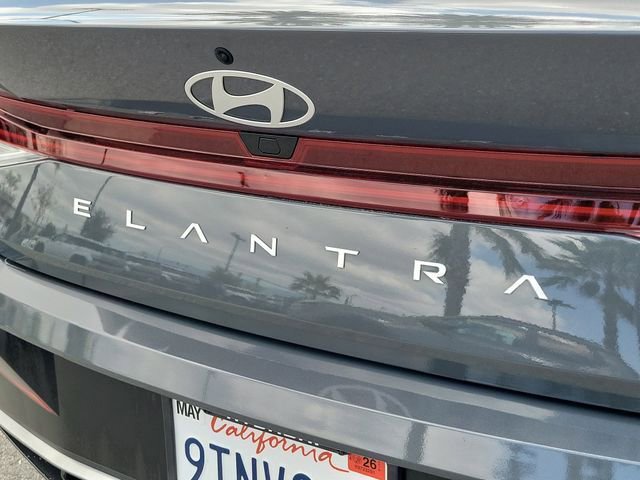 Certified 2025 Hyundai Elantra SEL image 25