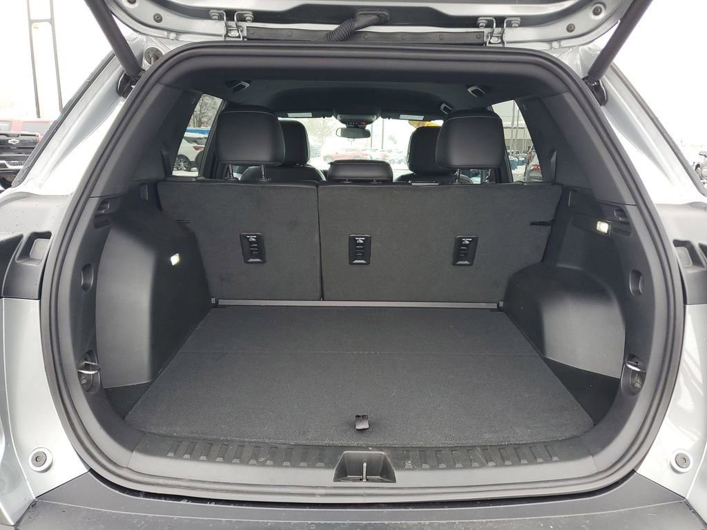 Used 2026 Chevrolet Equinox LT w/ Convenience Package II image 7