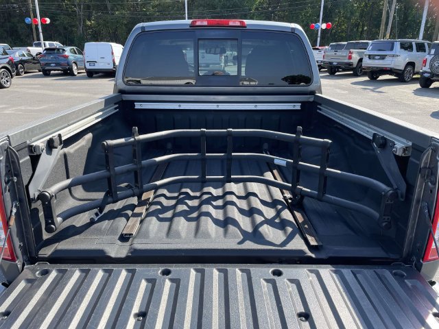 Used 2018 Nissan Frontier SV w/ Value Truck Package AWD/4WD image 9