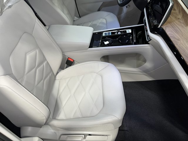 New 2026 Volkswagen Atlas SE image 6