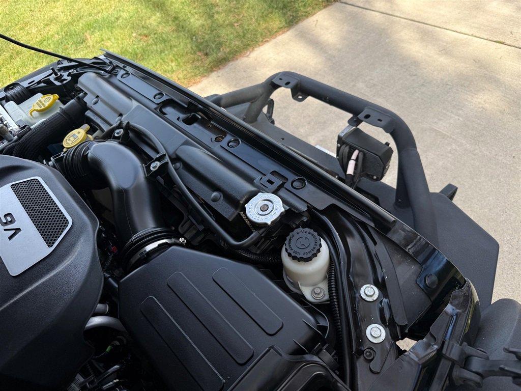 Used 2015 Jeep Wrangler Unlimited Rubicon w/ Dual Top Group image 75