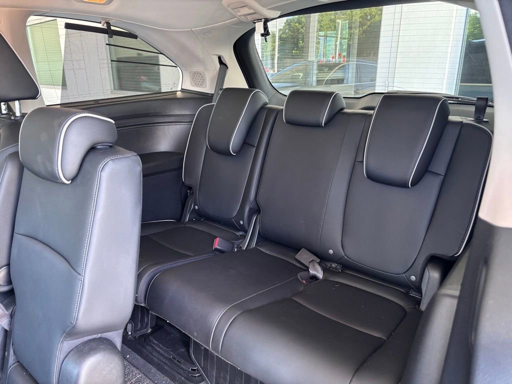 Used 2025 Honda Odyssey Elite image 14