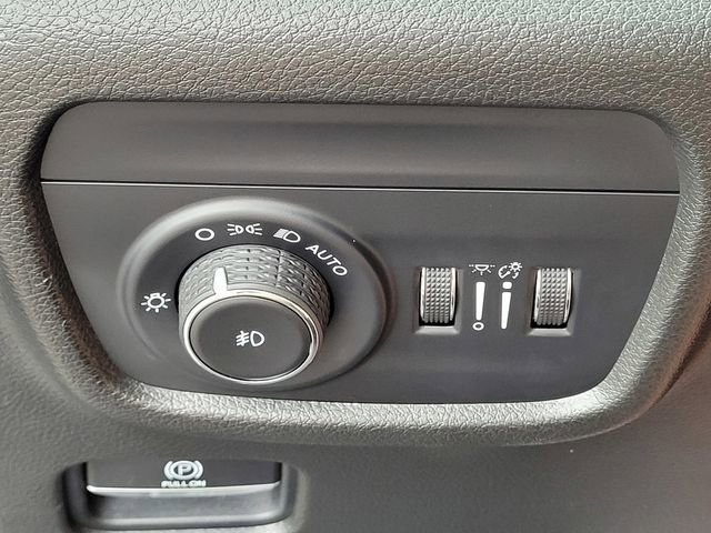 Used 2021 Jeep Grand Cherokee L Limited image 13