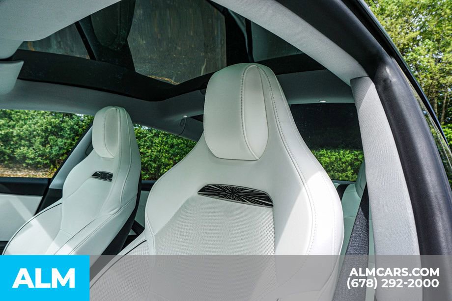 Used 2024 Tesla Model 3 Performance image 18