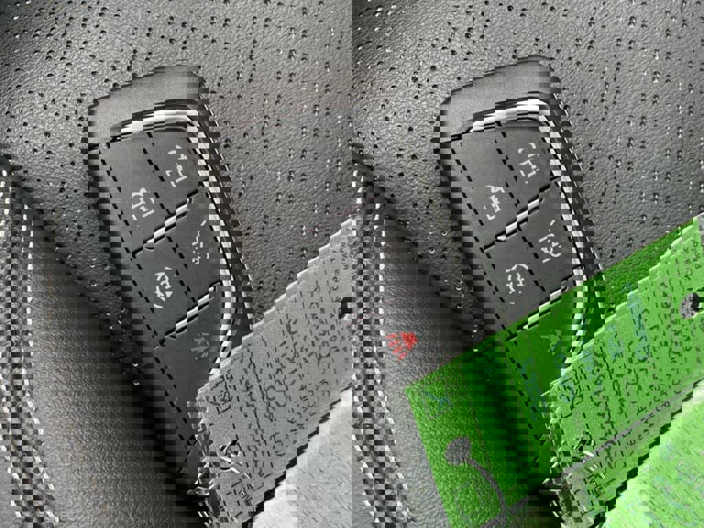 Certified 2025 Cadillac Lyriq Luxury image 29