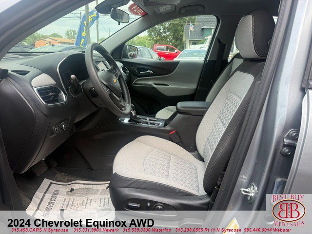 Used 2024 Chevrolet Equinox LS AWD/4WD image 10