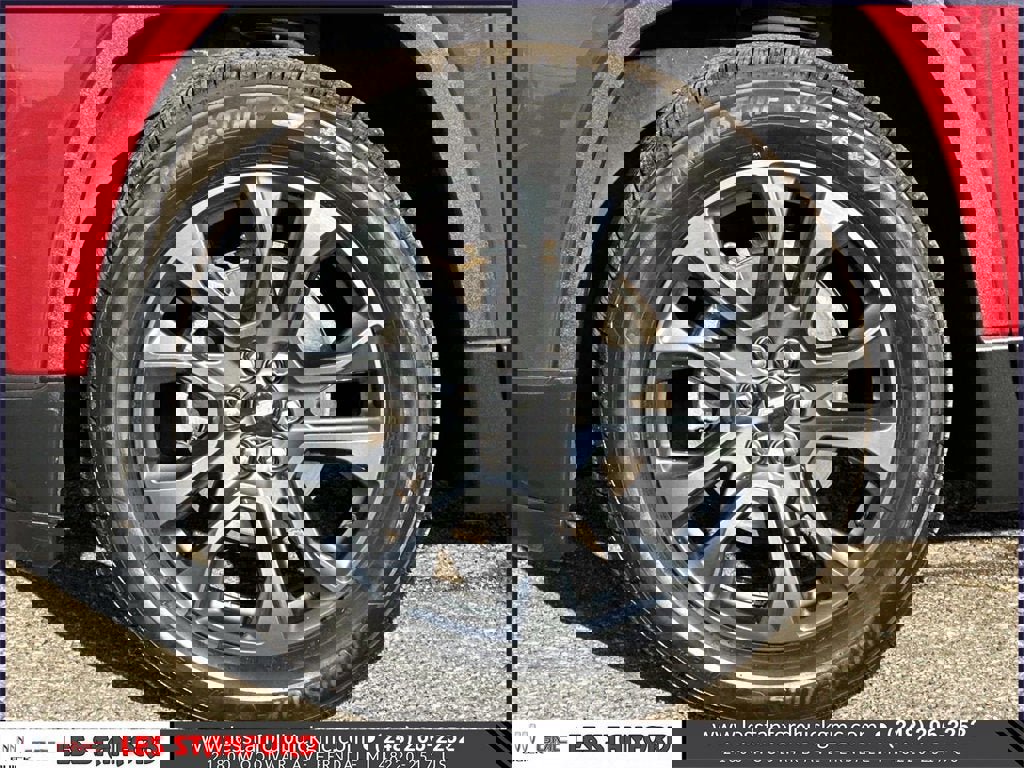 Used 2020 Chevrolet Traverse RS w/ LPO, Floor Liner Package image 10