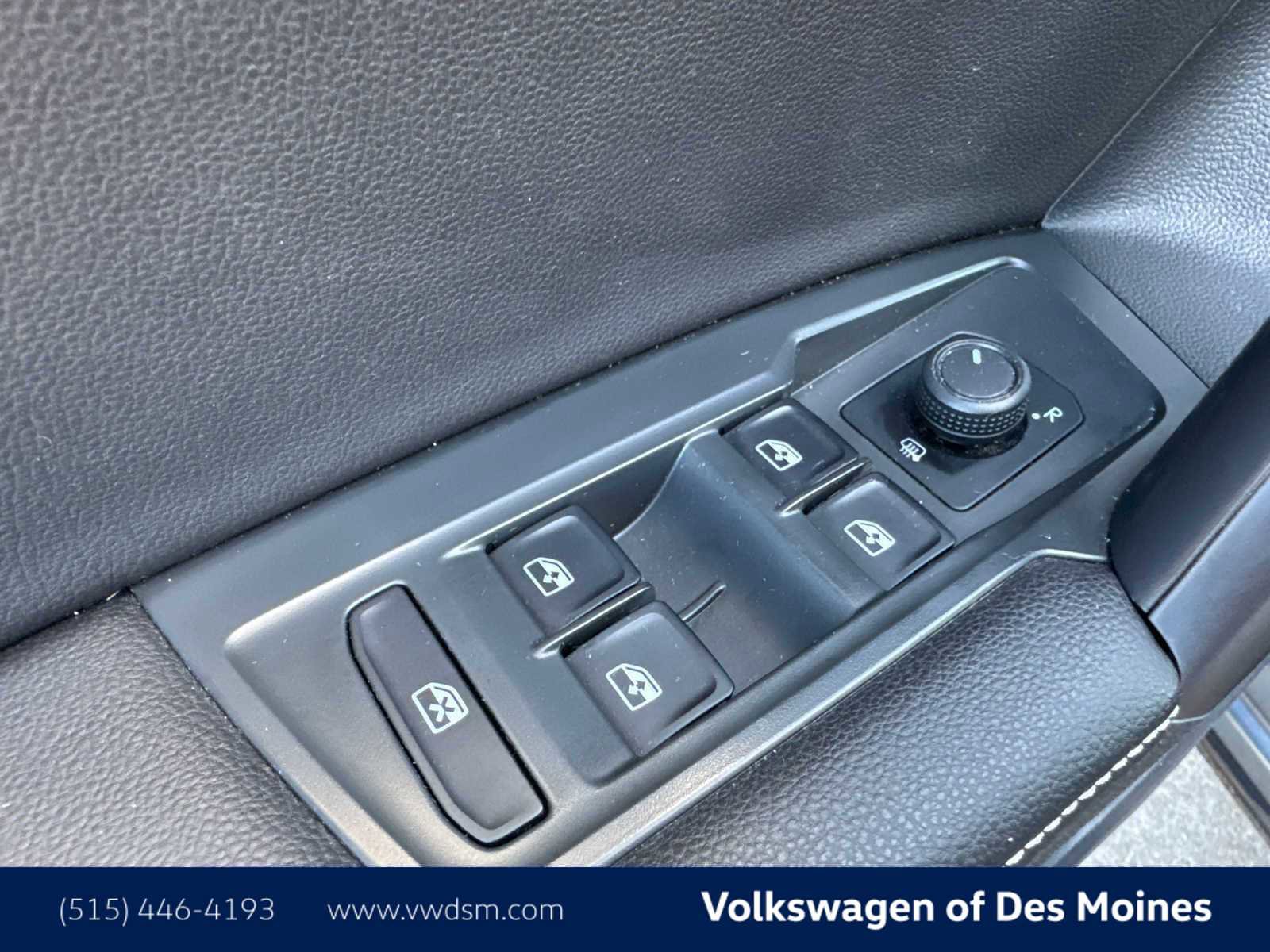 Used 2024 Volkswagen Tiguan S image 22