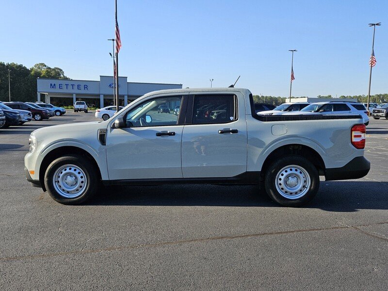 Used 2022 Ford Maverick XL FWD image 4