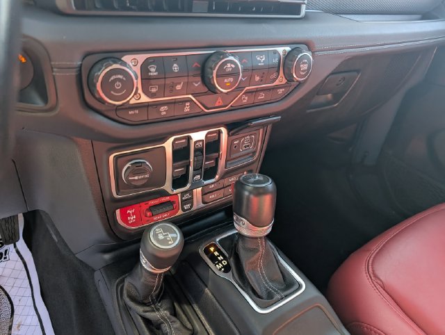 Used 2024 Jeep Wrangler Unlimited Rubicon 392 AWD/4WD image 19
