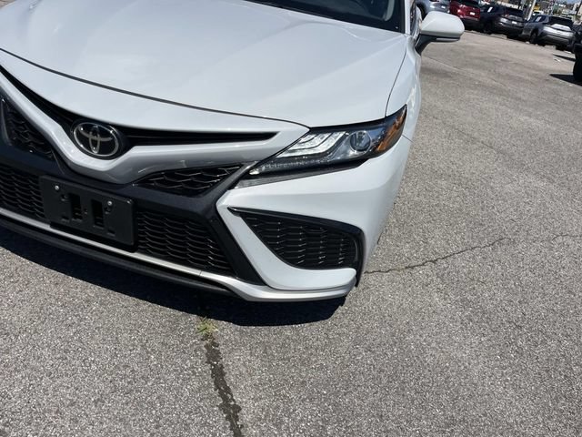 Used 2024 Toyota Camry XSE FWD image 9