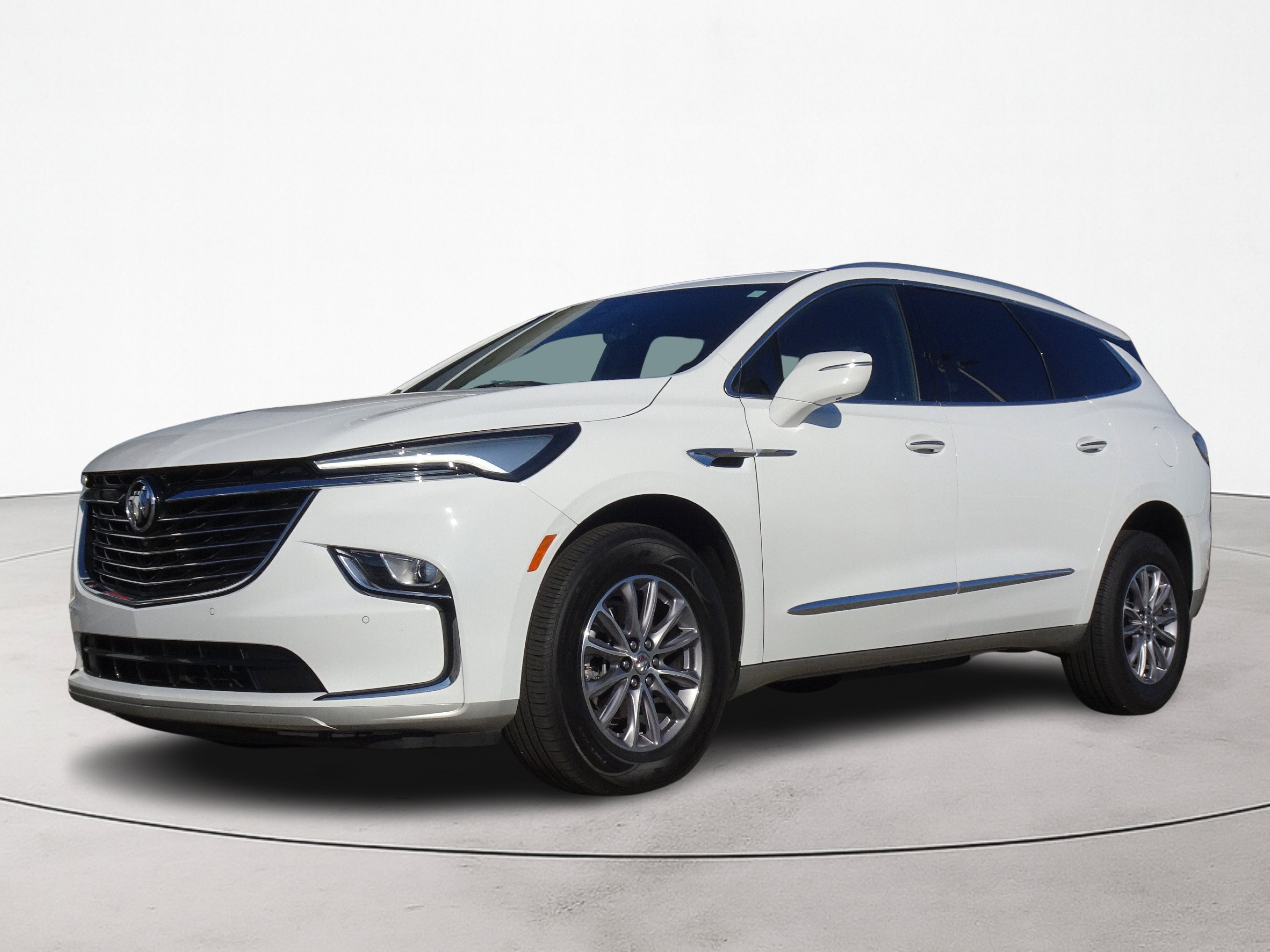 Used 2024 Buick Enclave Premium image 1