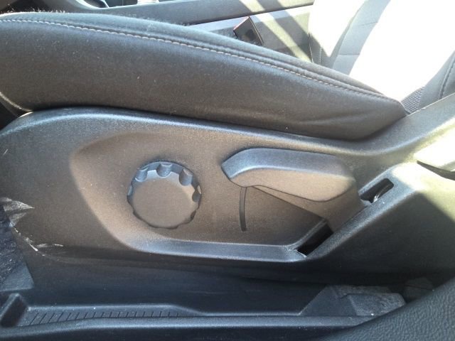 Used 2022 Ford Edge SE w/ Black Appearance Package image 28