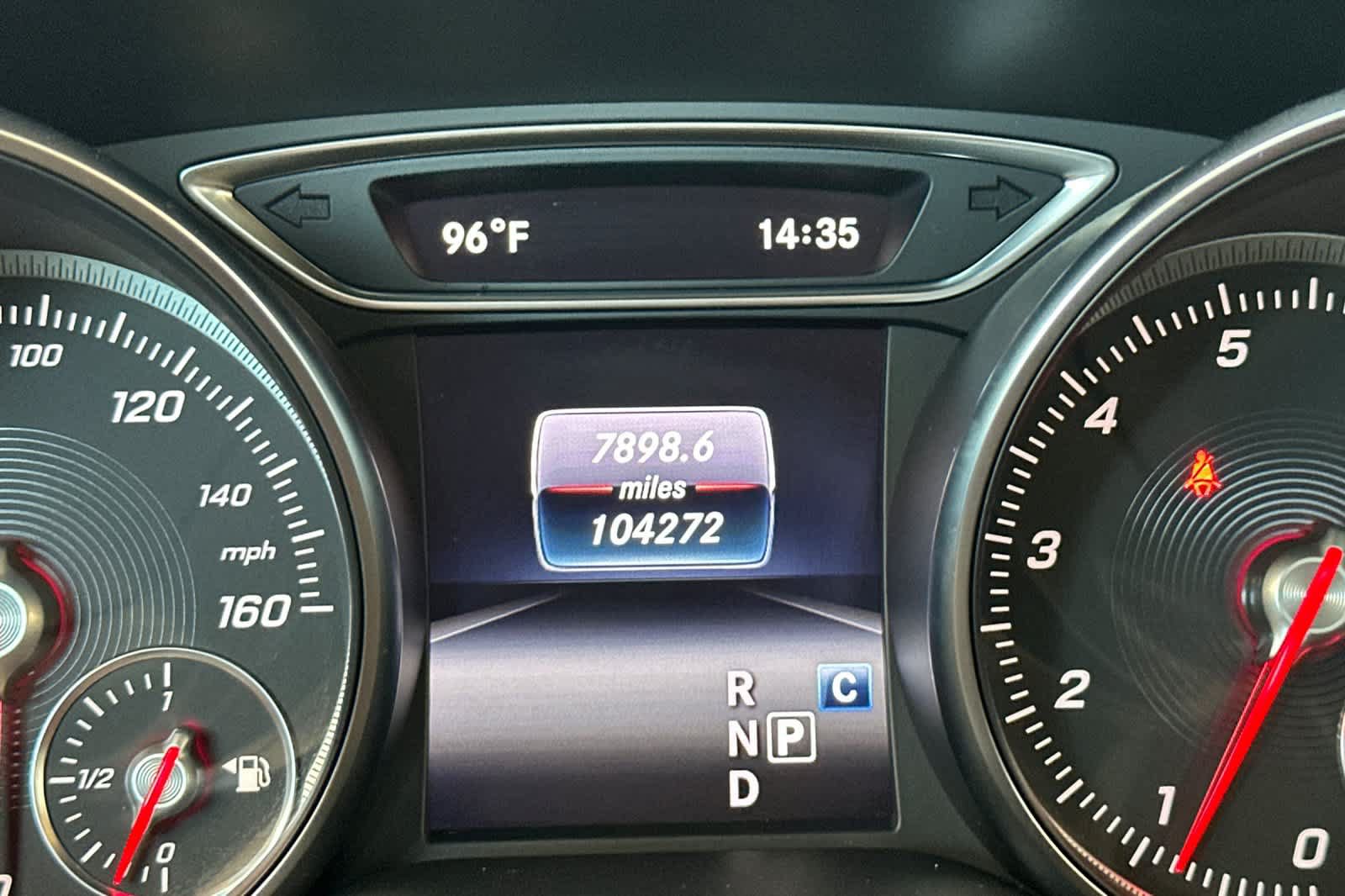 Used 2018 Mercedes-Benz GLA 250 4MATIC image 30