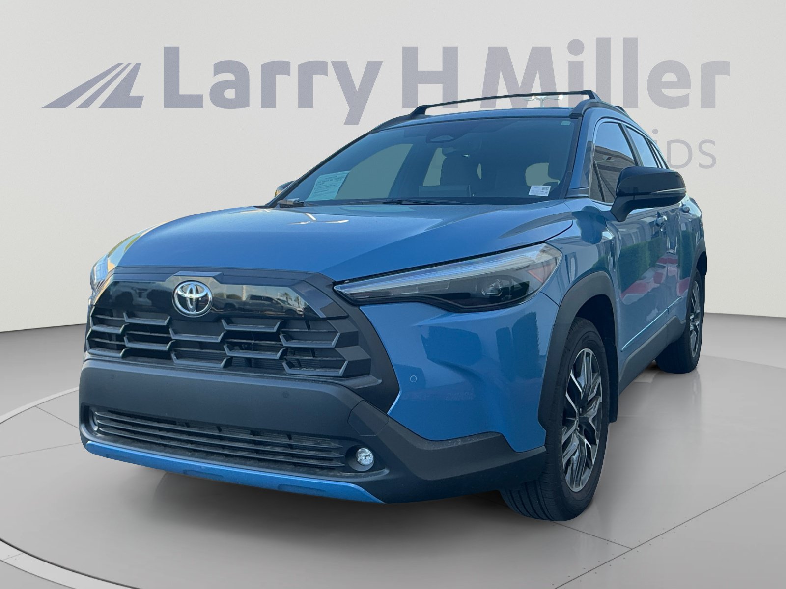 Certified 2026 Toyota Corolla Cross XLE w/ Convenience Package AWD/4WD image 1