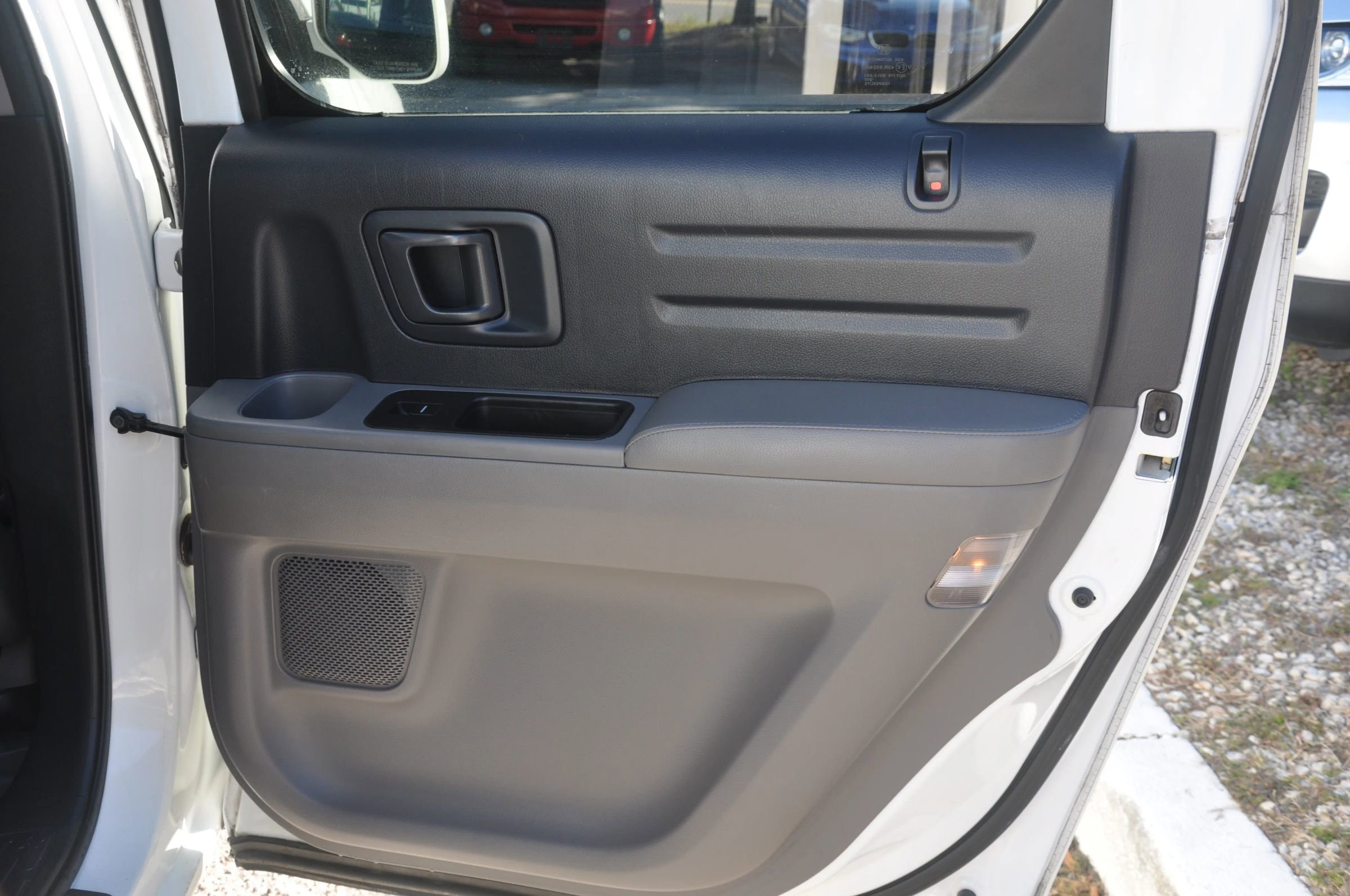 Used 2010 Honda Ridgeline RTL image 28