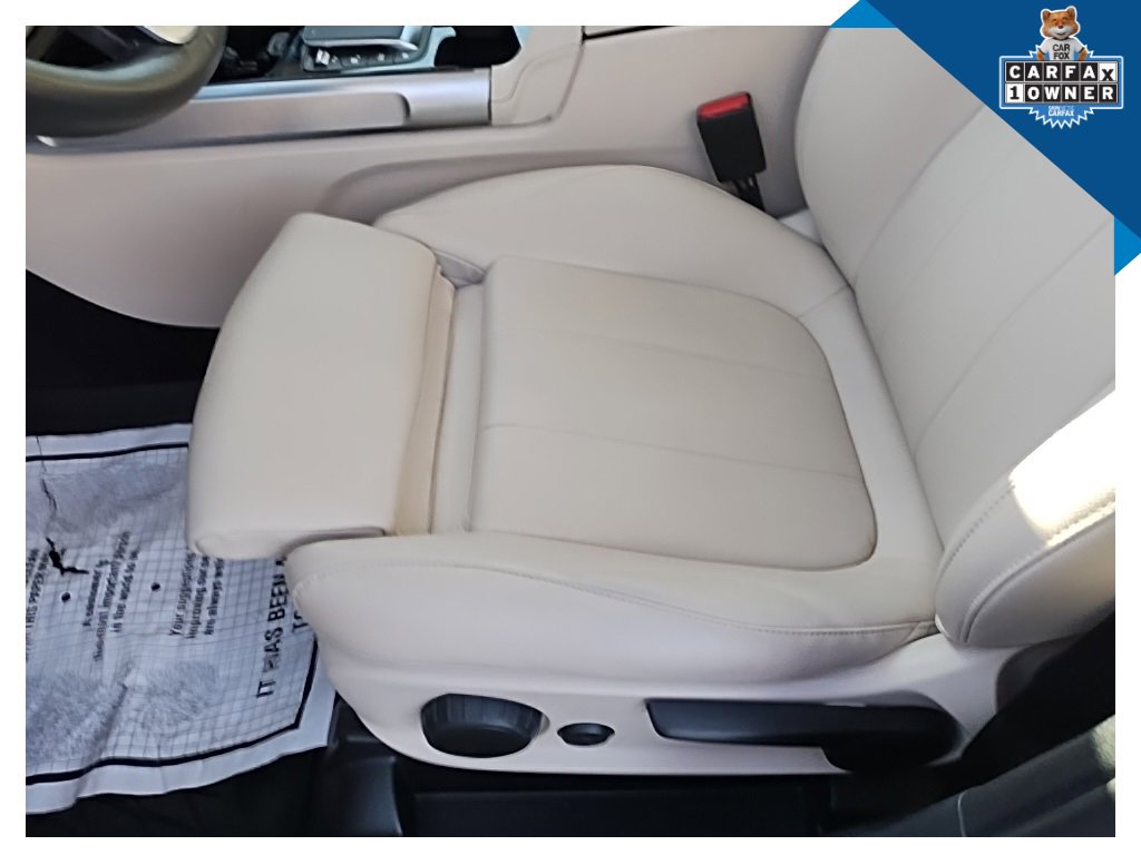 Used 2022 Mercedes-Benz GLB 250 4MATIC image 25