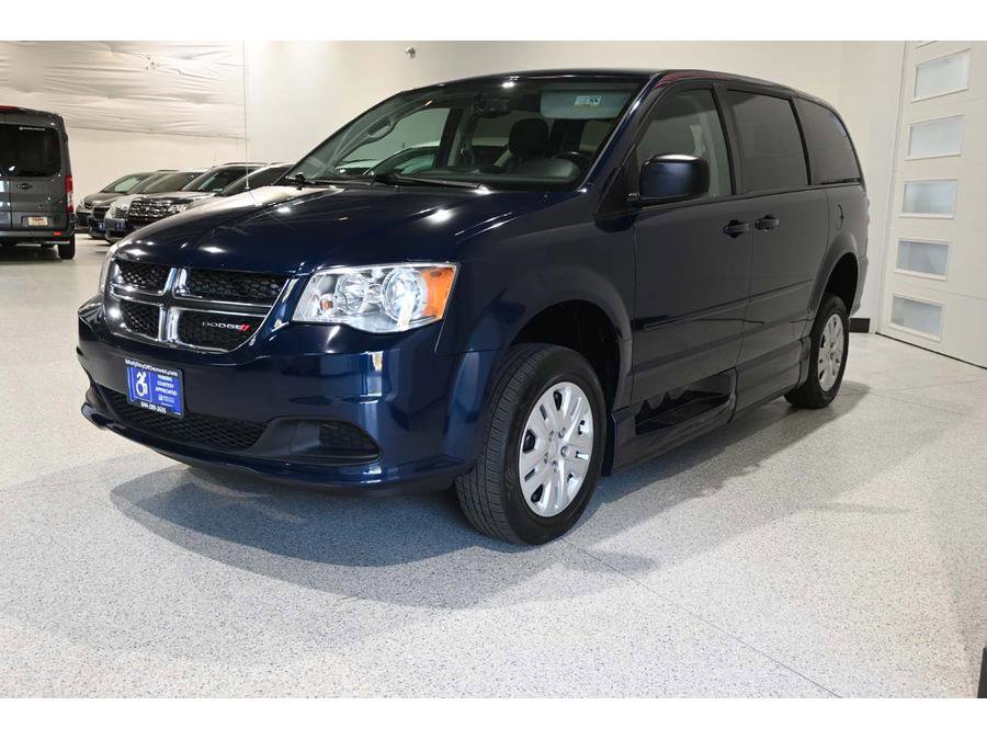 Used 2017 Dodge Grand Caravan SE w/ Power Window Group image 10