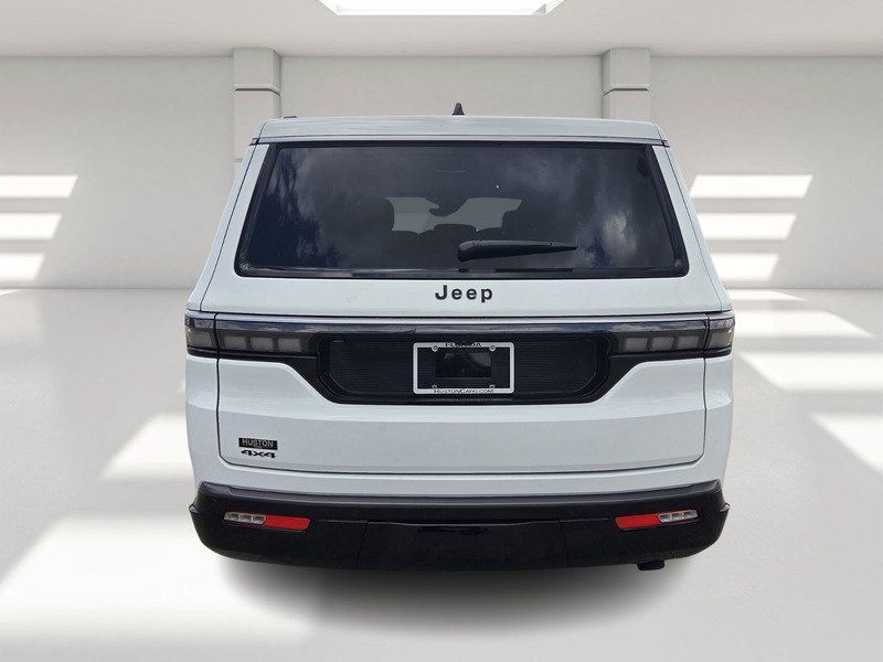 New 2026 Jeep Grand Wagoneer L 4WD w/ Premium Group I image 4