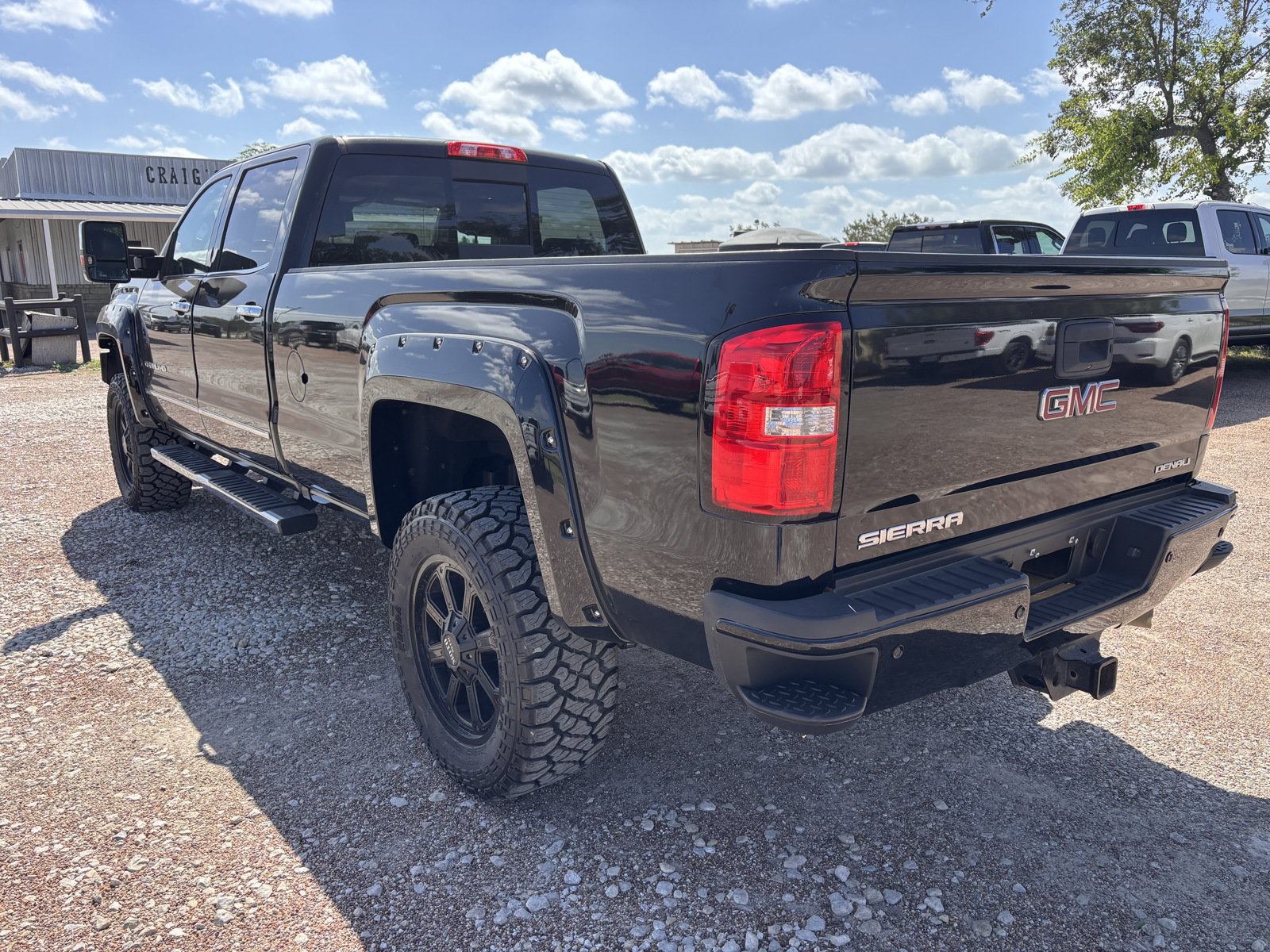 Used 2018 GMC Sierra 3500 Denali w/ Duramax Plus Package AWD/4WD image 3