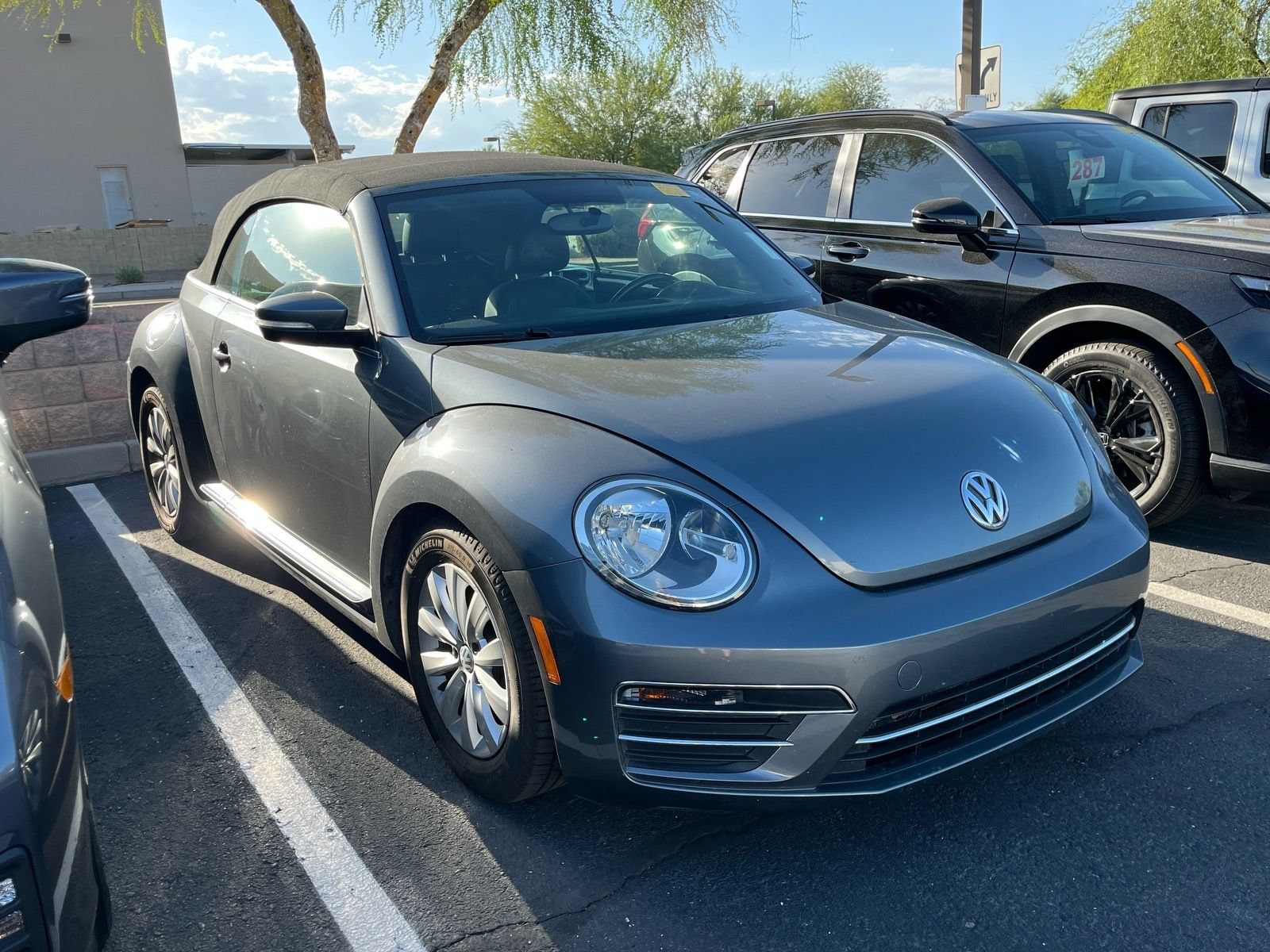 Used 2018 Volkswagen Beetle 2.0T S FWD image 5
