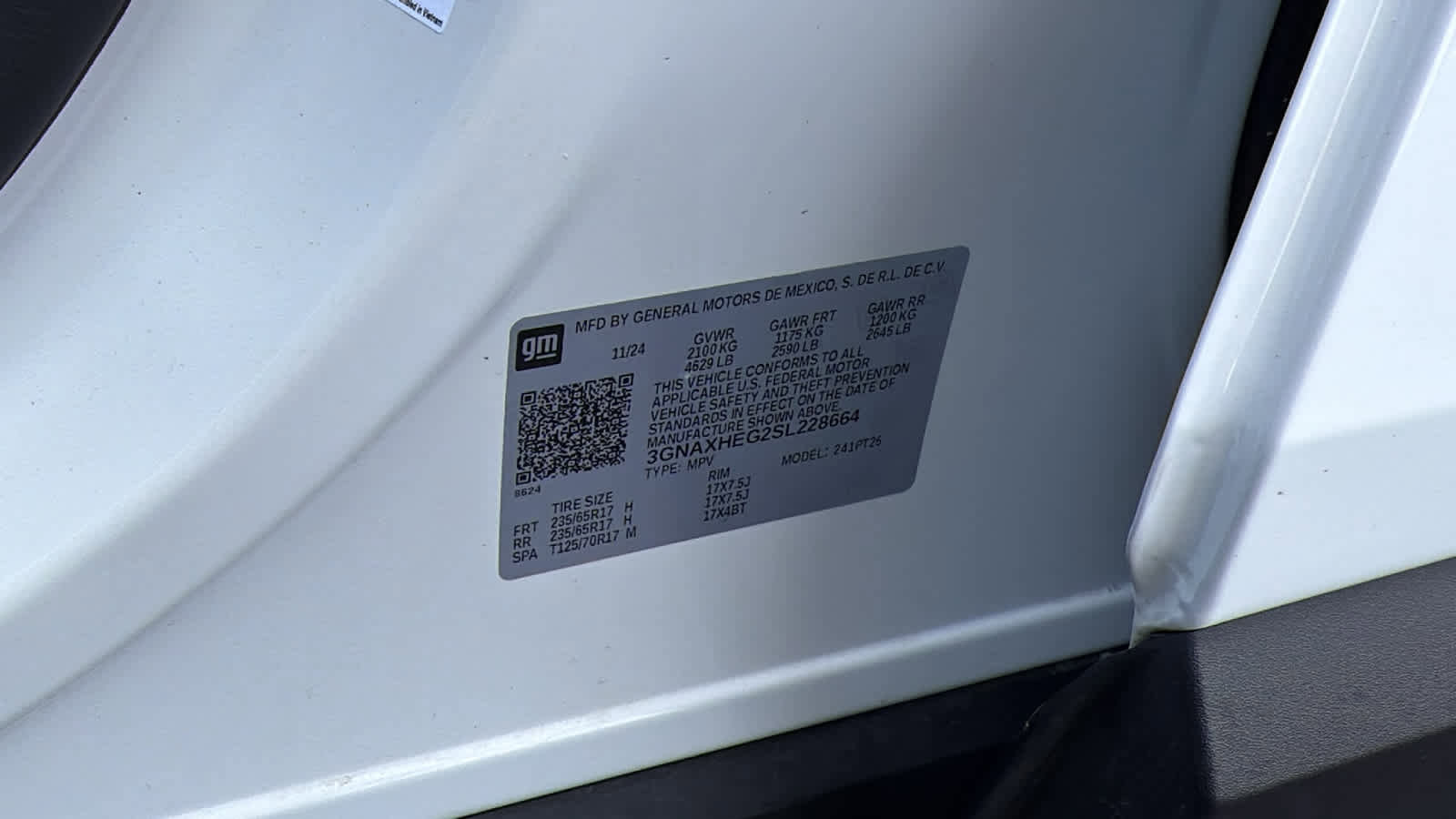 Used 2025 Chevrolet Equinox LT image 30