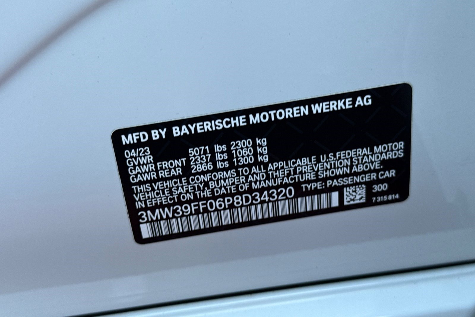 Certified 2023 BMW 330e w/ Convenience Package image 39
