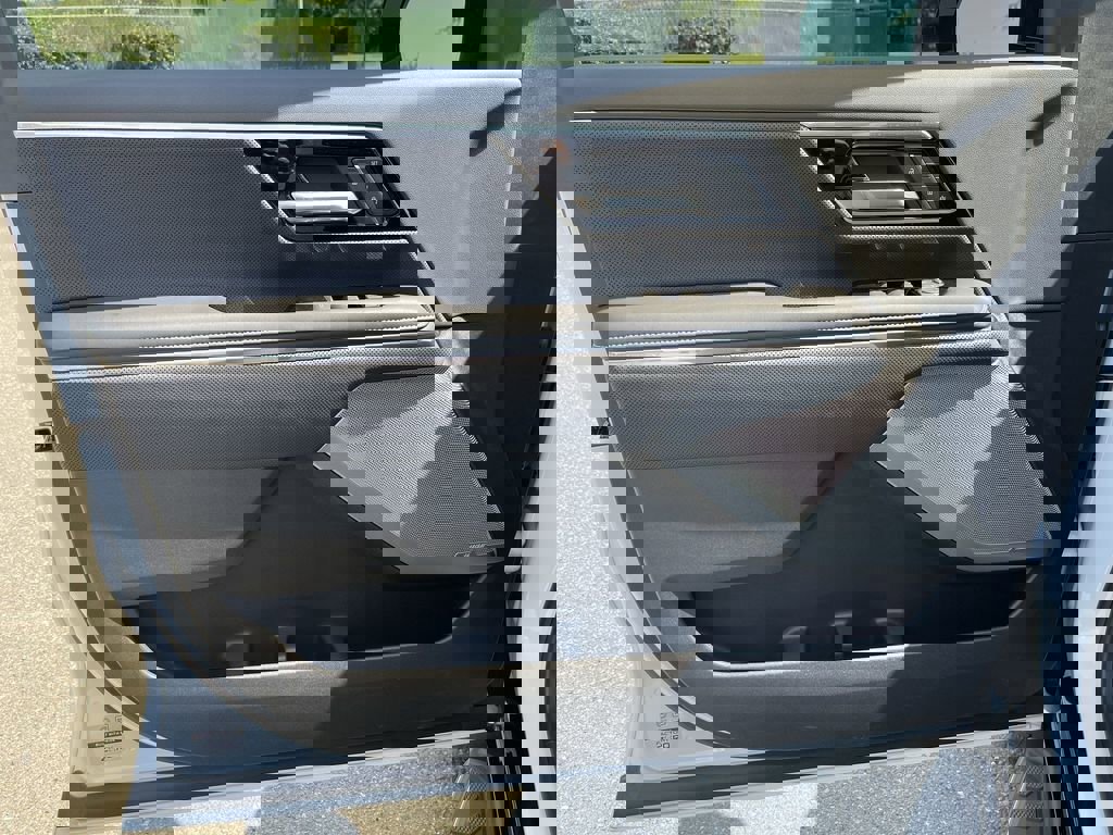 New 2025 GMC Sierra EV Denali image 22