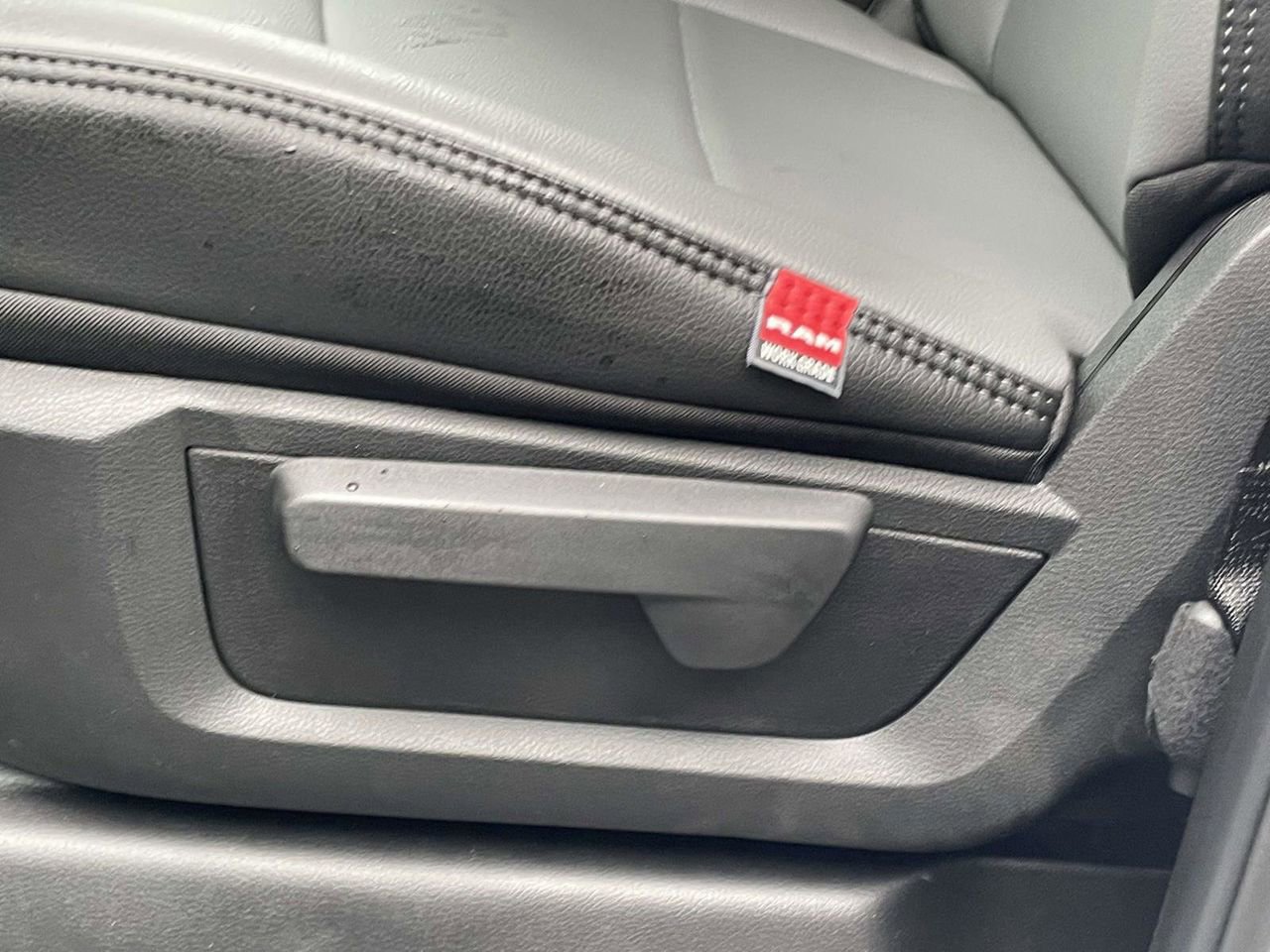 New 2026 RAM 2500 Tradesman w/ Chrome Appearance Group image 30